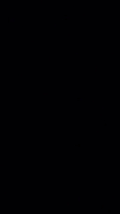 简介有，爆乳坦克熟女露脸被抓着脖子爆操，直接给他扣喷让她舔她的淫水